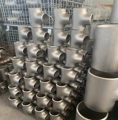 316 304 Mengurangi Kelengkapan Tee Stainless Steel KS Butt Weld 48 X 22 Inch