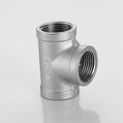 Cs Ss 16 Inch JIS Steel Pipe Fittings Tee Berulir Ditempa Tekanan Tinggi